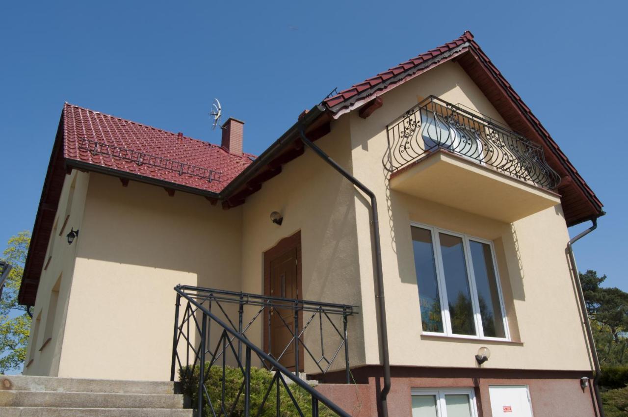 Jantar Pokoje I Domki U Reni Exteriör bild